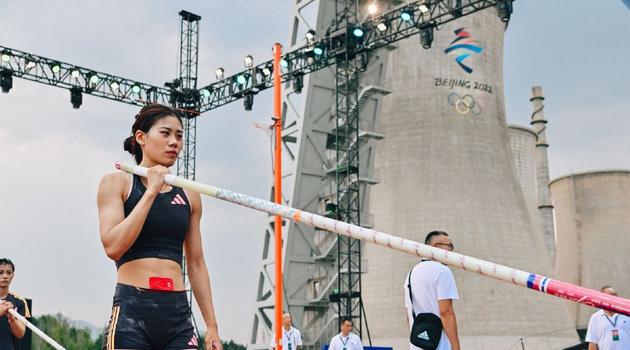 官方：大阪钢巴外援阿拉诺合同到期，将在赛季结束后离队