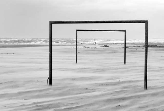 巴媒：内马尔已向教练与队友致歉，承认自己行为过激